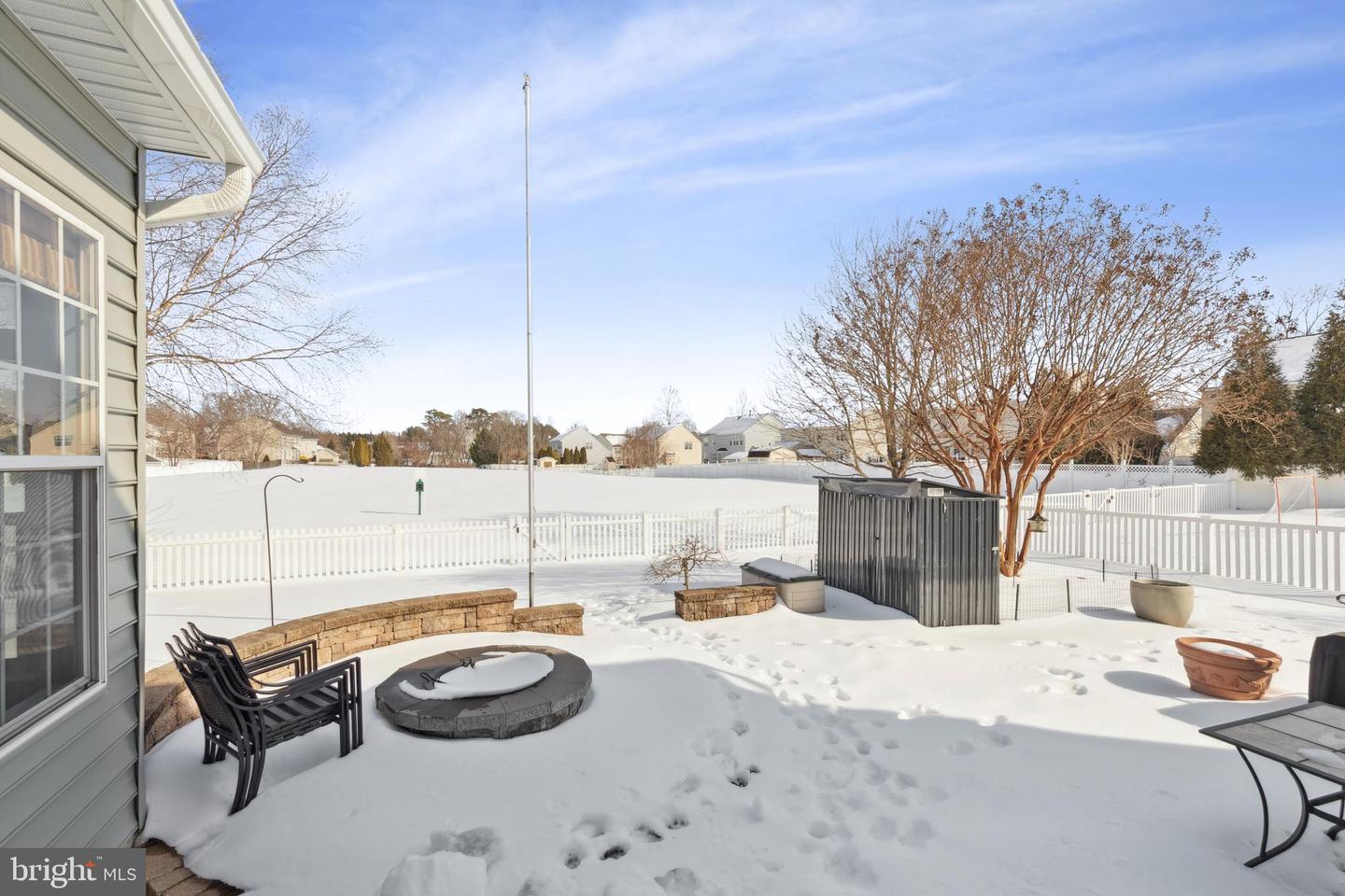 8307 BANISTER Rd SEVERN, MD 21144