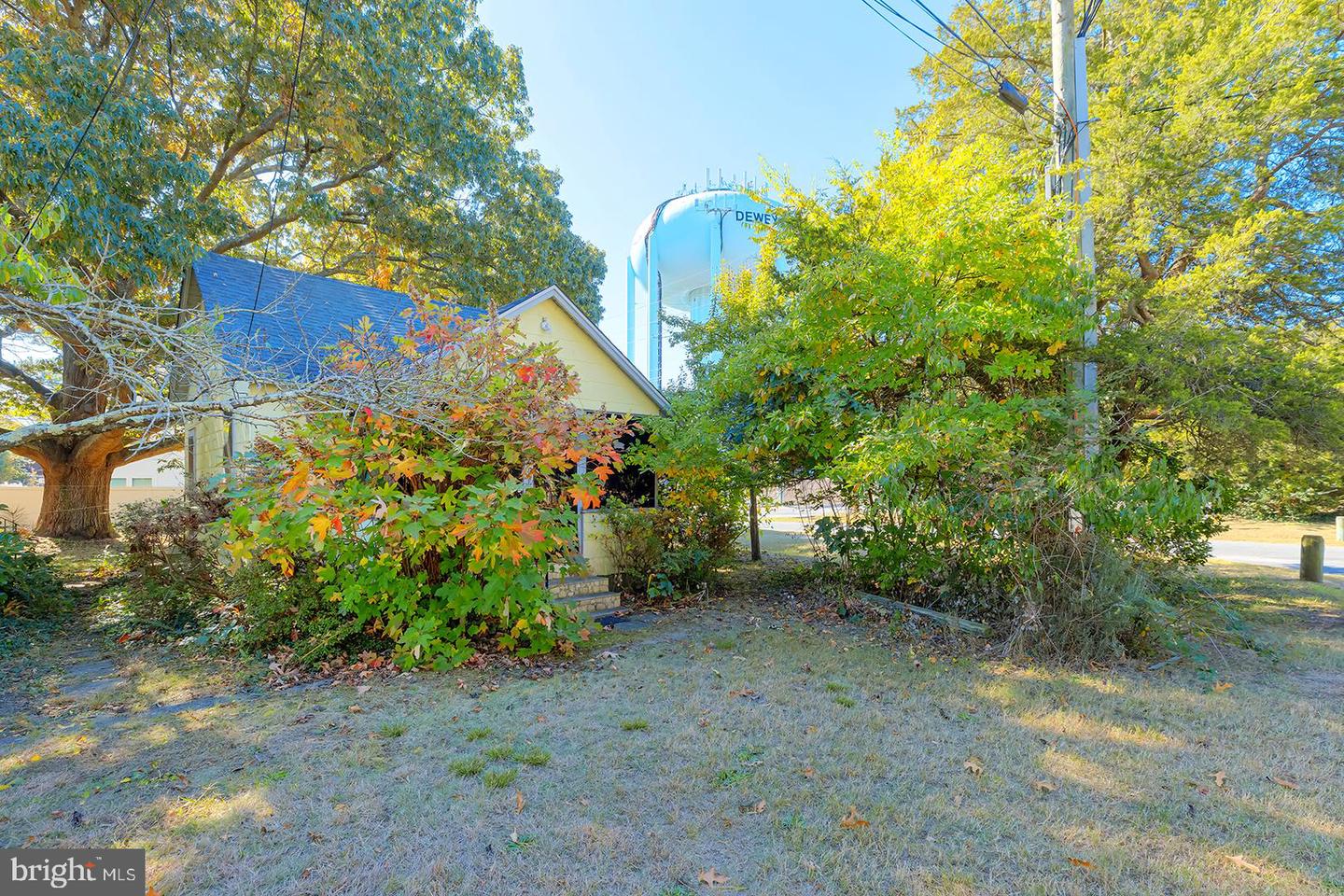 122 HOUSTON St DEWEY BEACH, DE 19971