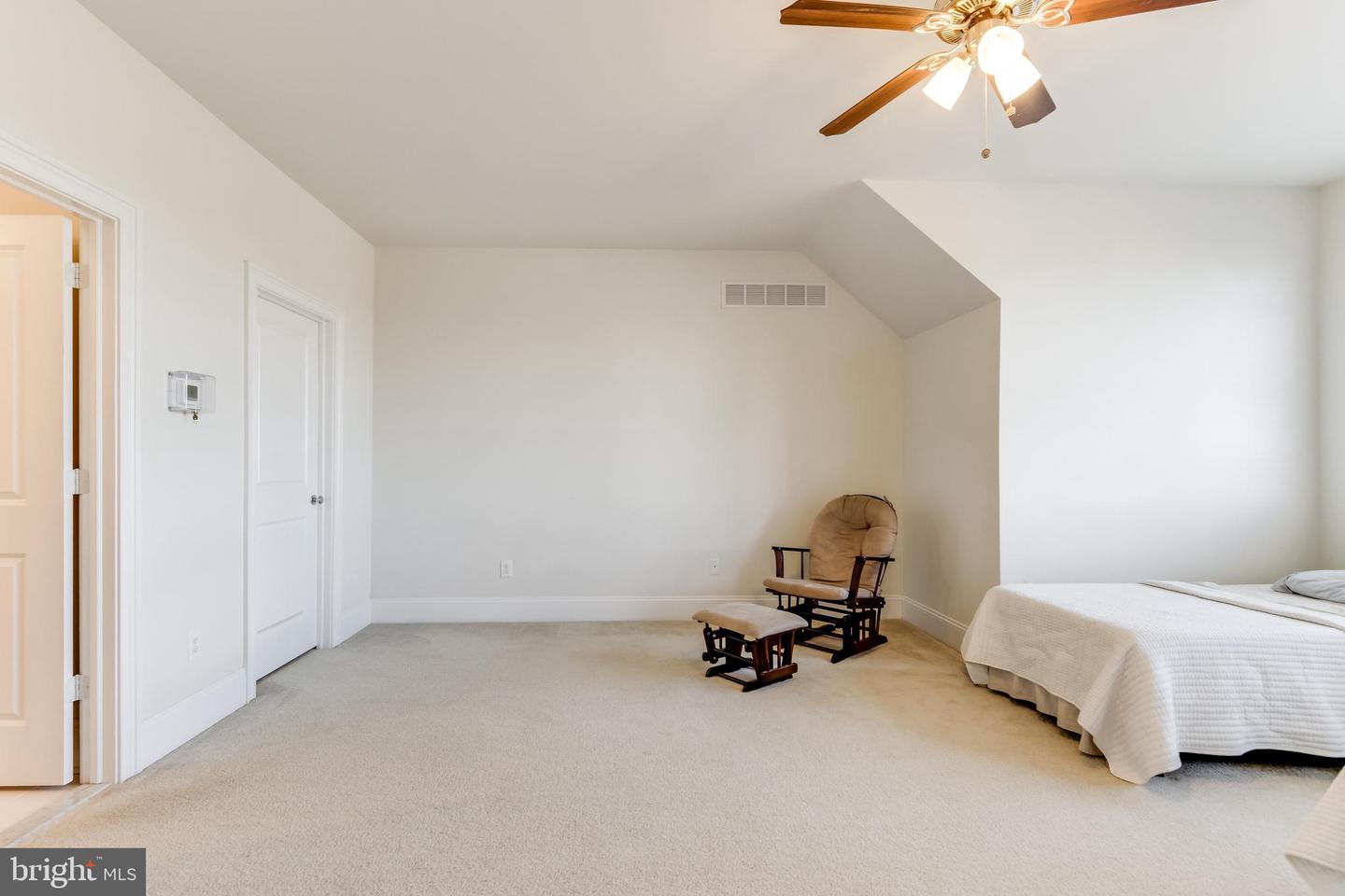 18830 BETHPAGE Dr LEWES, DE 19958