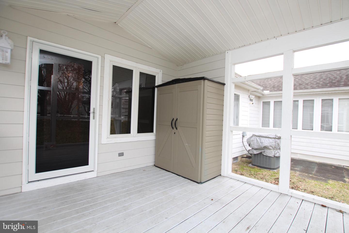 117 LAKESIDE Dr LEWES, DE 19958