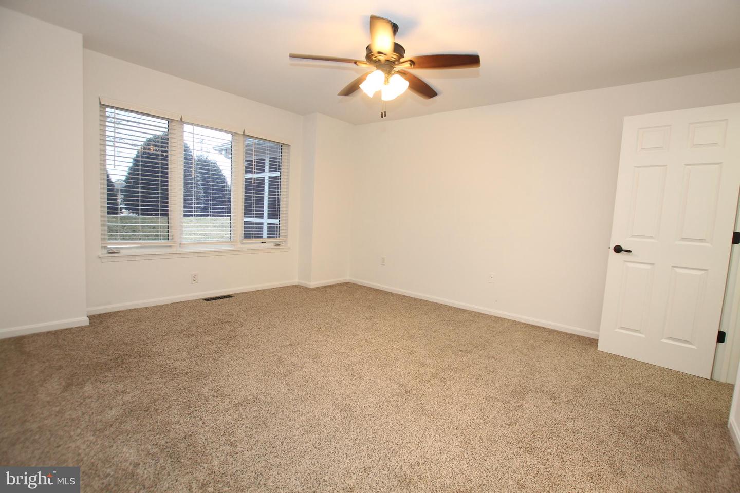 117 LAKESIDE Dr LEWES, DE 19958