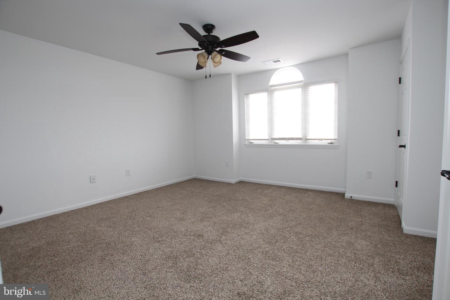 117 LAKESIDE Dr LEWES, DE 19958