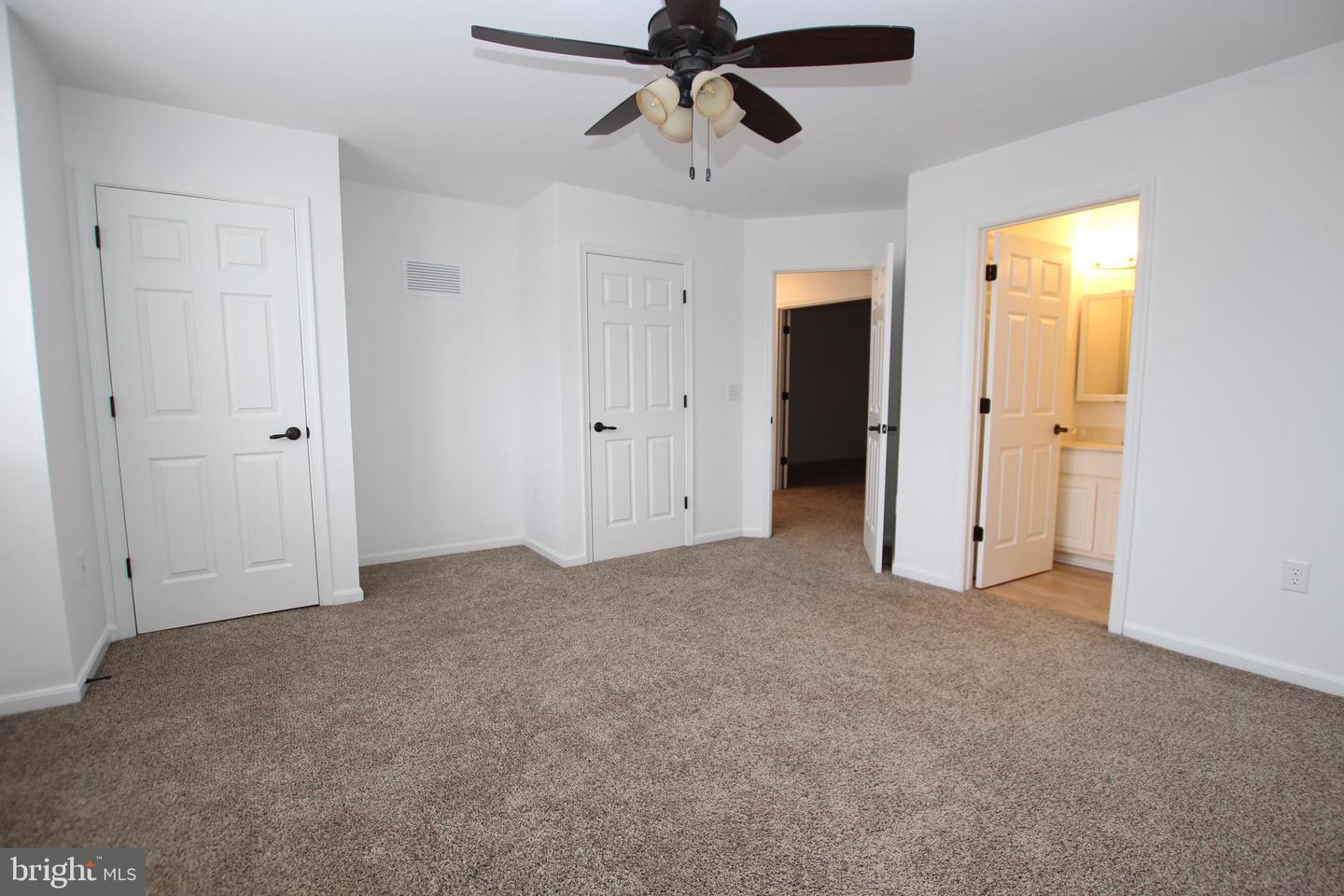 117 LAKESIDE Dr LEWES, DE 19958