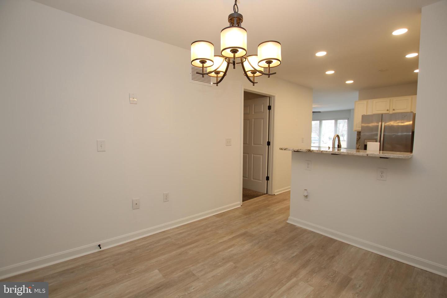 117 LAKESIDE Dr LEWES, DE 19958