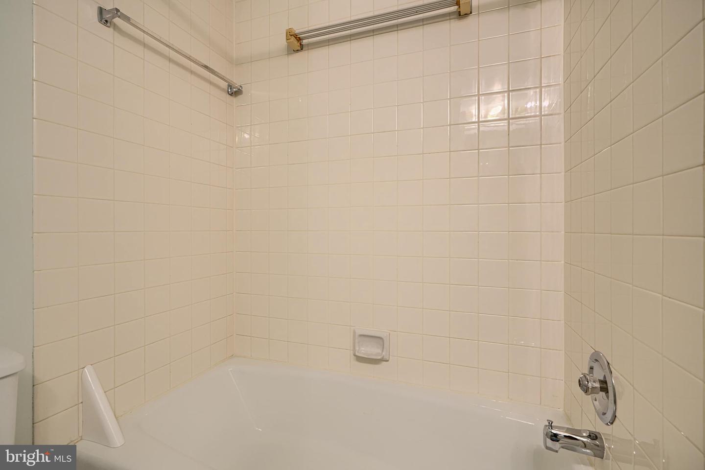 5712 ROLAND Ave #1E BALTIMORE, MD 21210