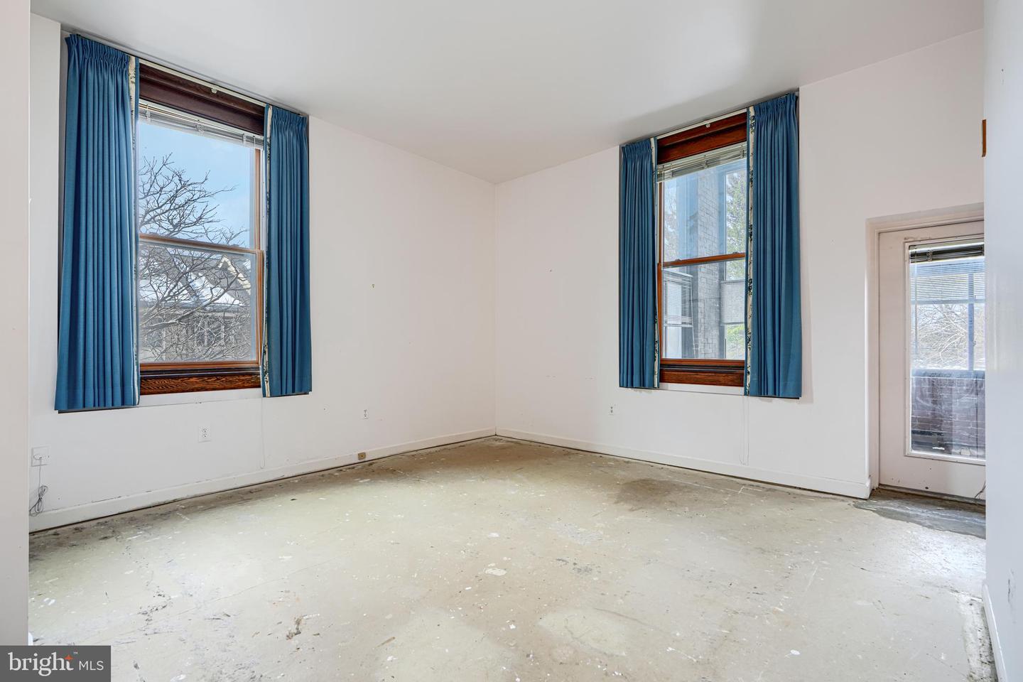 5712 ROLAND Ave #1E BALTIMORE, MD 21210