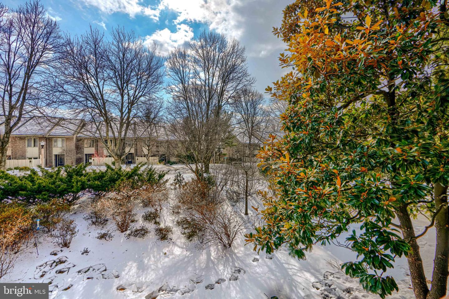 5712 ROLAND Ave #1E BALTIMORE, MD 21210