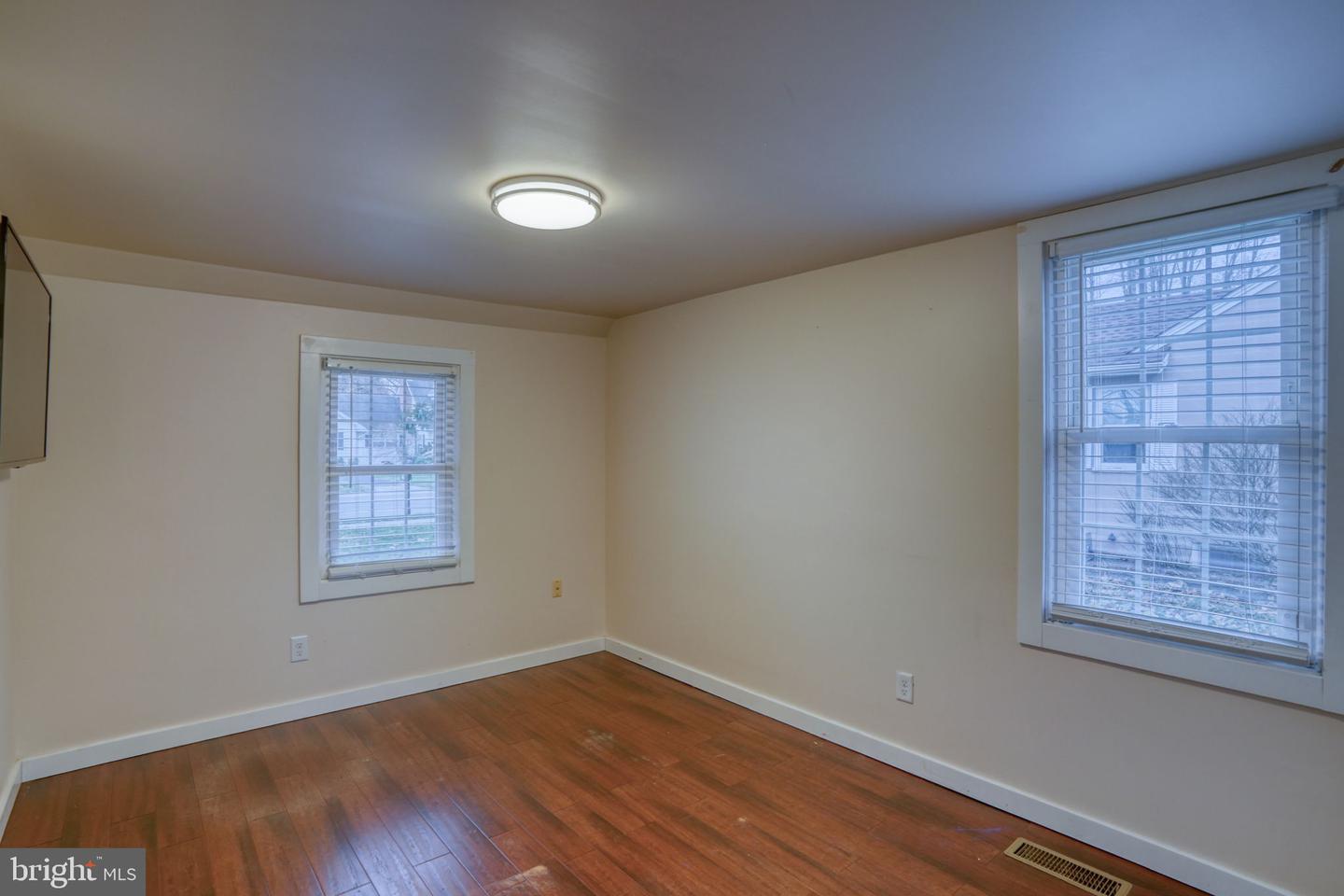 129 LAUREL Rd MILLSBORO, DE 19966