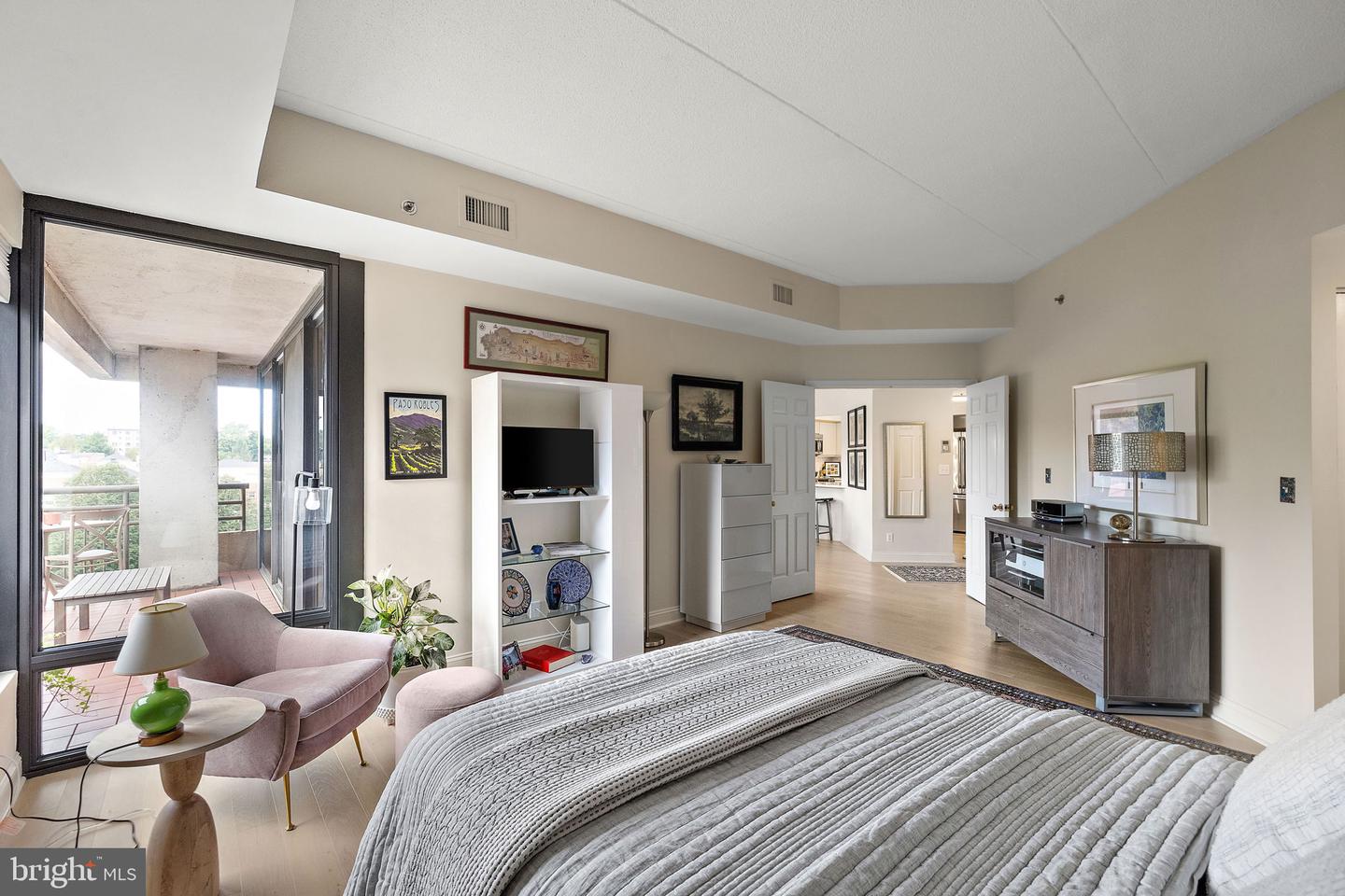 1100 LOVERING Ave #514 WILMINGTON, DE 19806