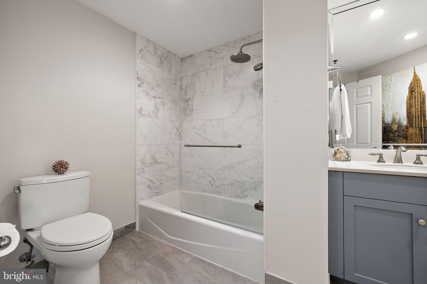 1100 LOVERING Ave #514 WILMINGTON, DE 19806