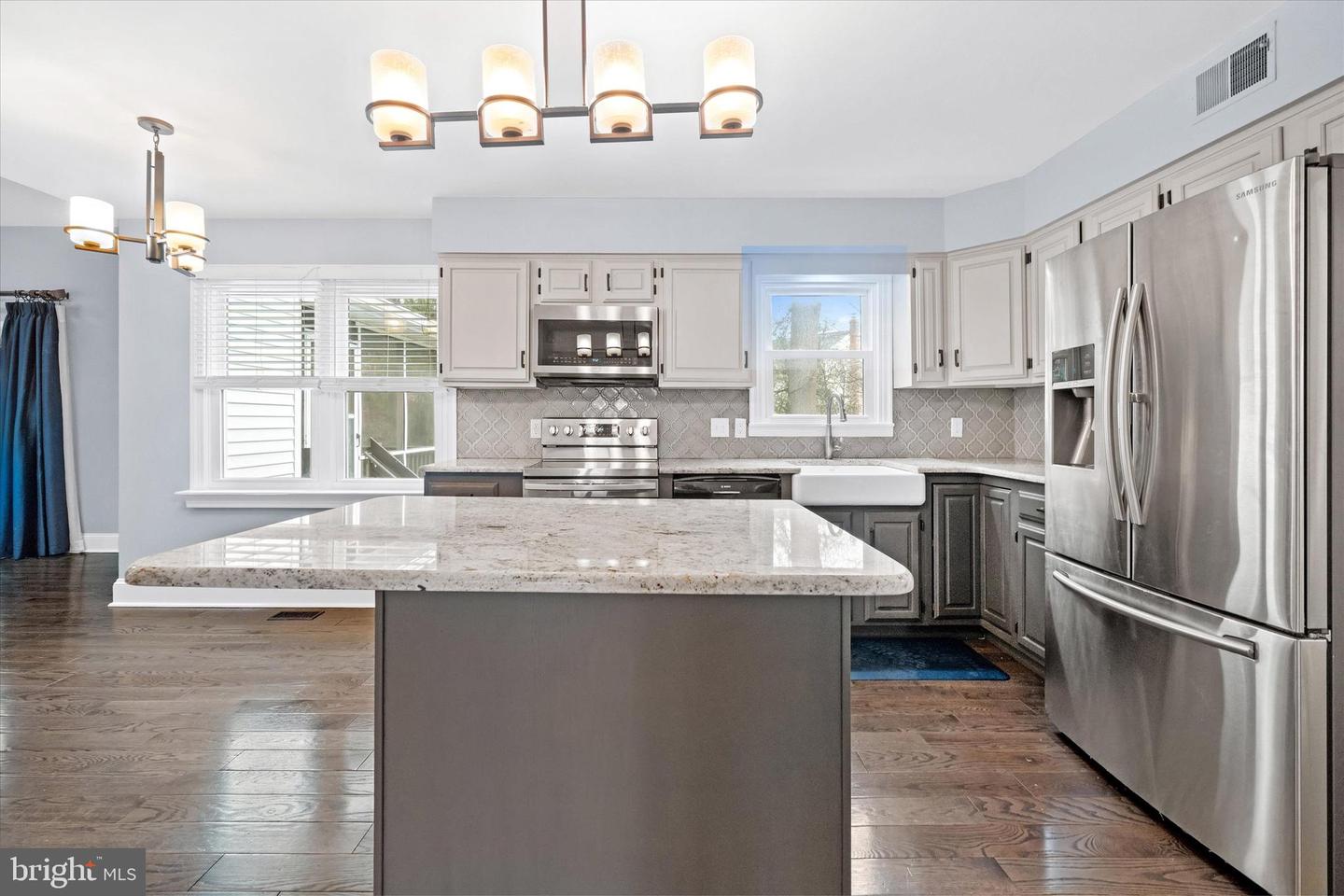 26 OLD STABLE Ln NEWARK, DE 19711