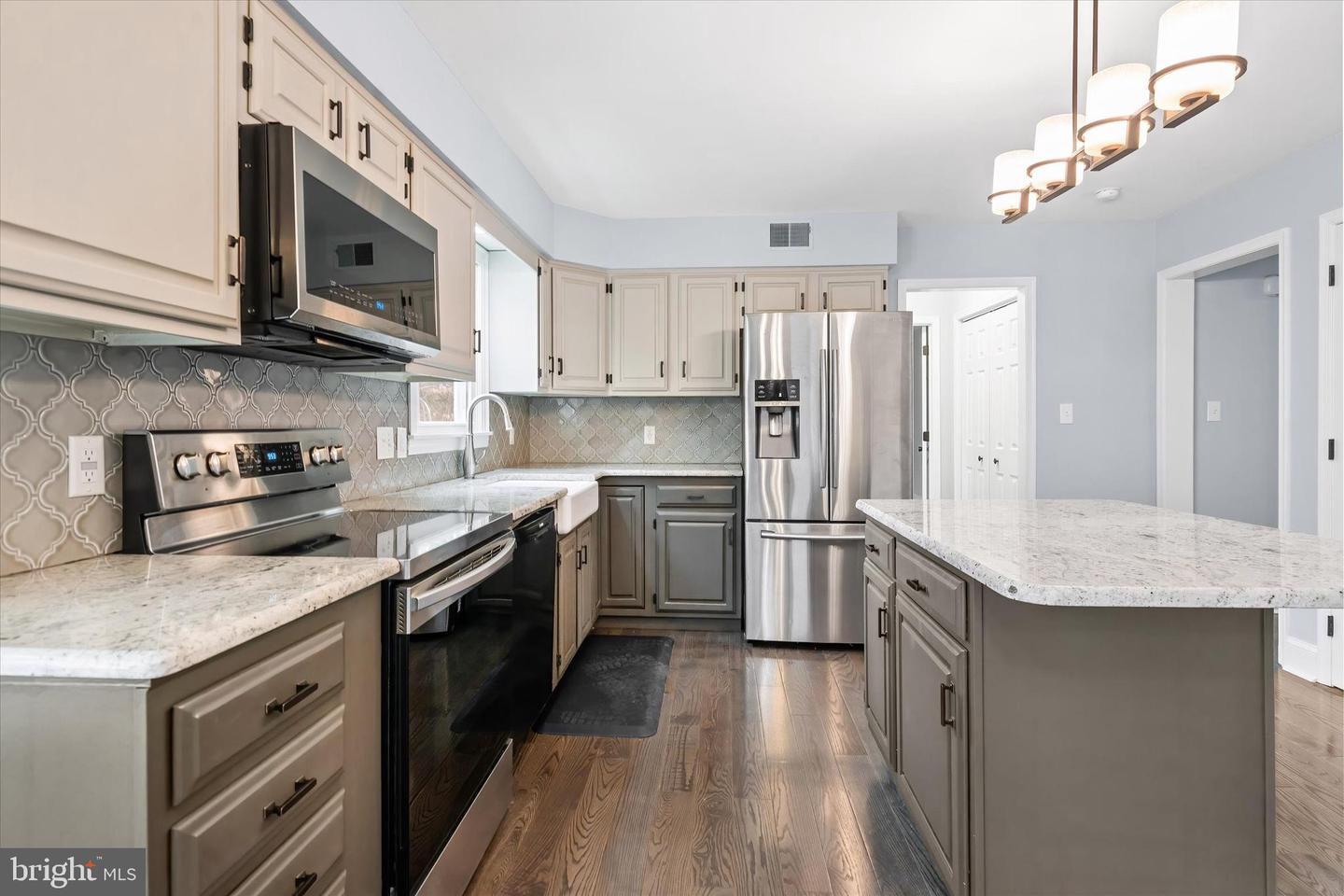 26 OLD STABLE Ln NEWARK, DE 19711