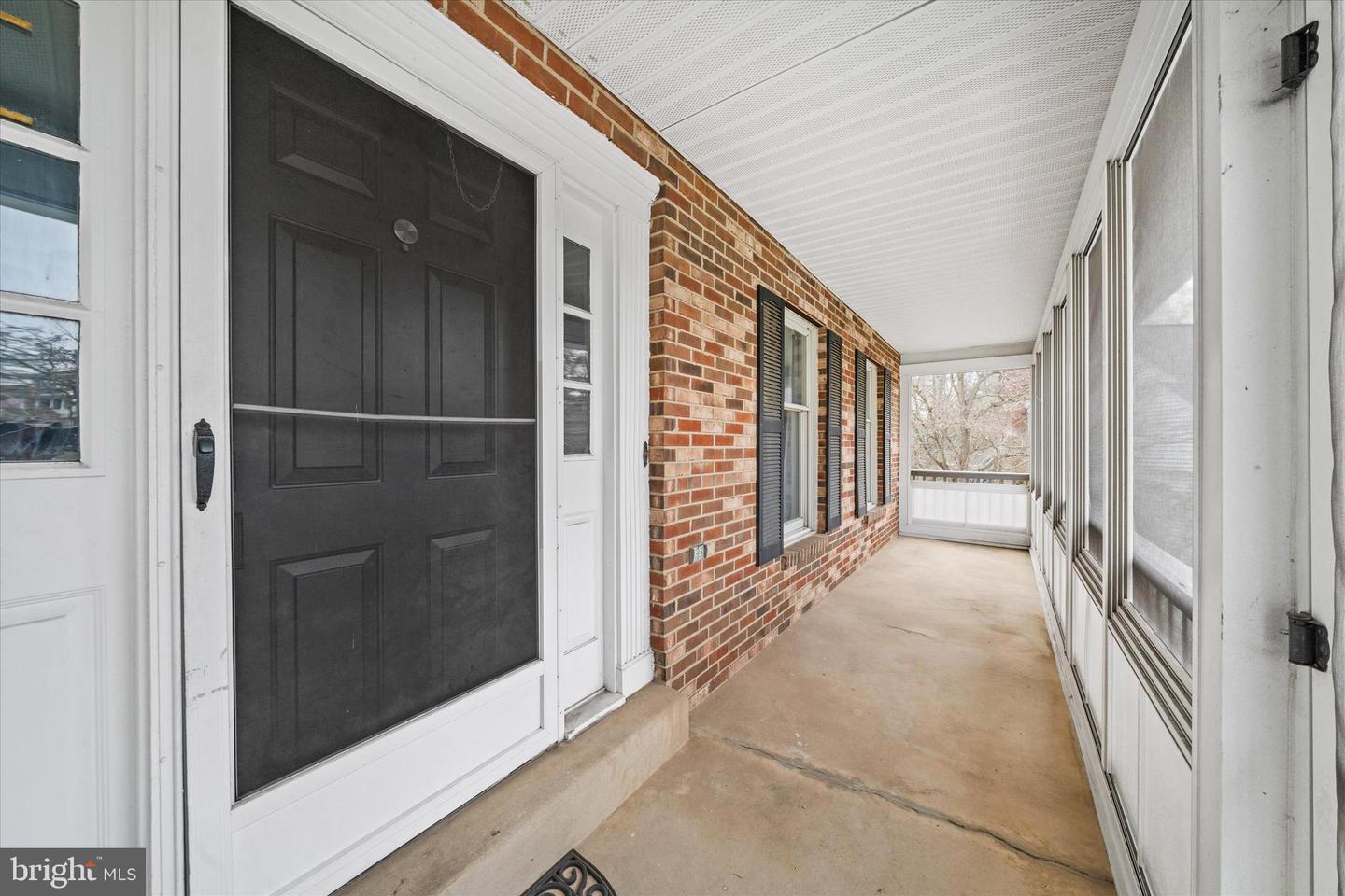 26 OLD STABLE Ln NEWARK, DE 19711