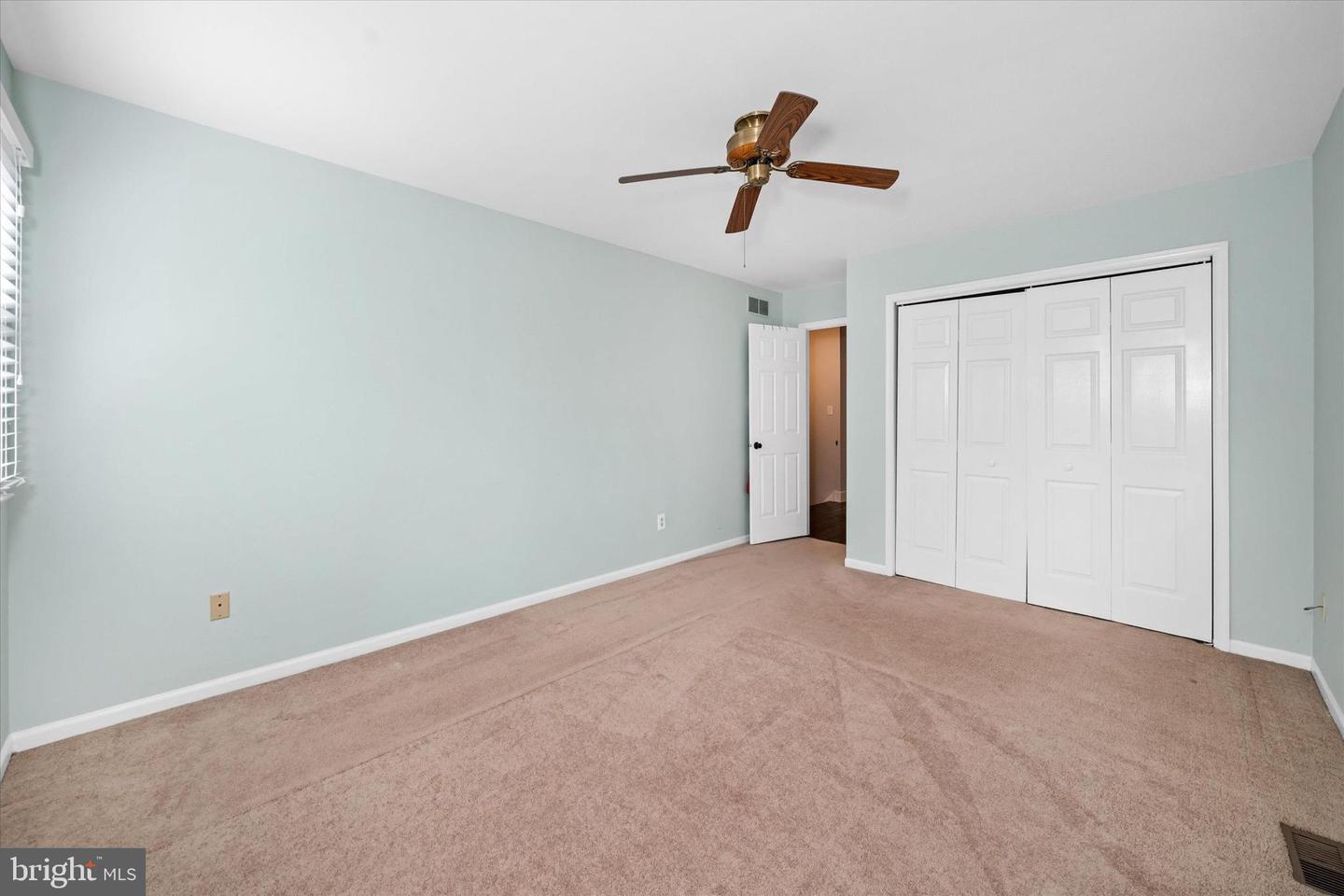 26 OLD STABLE Ln NEWARK, DE 19711