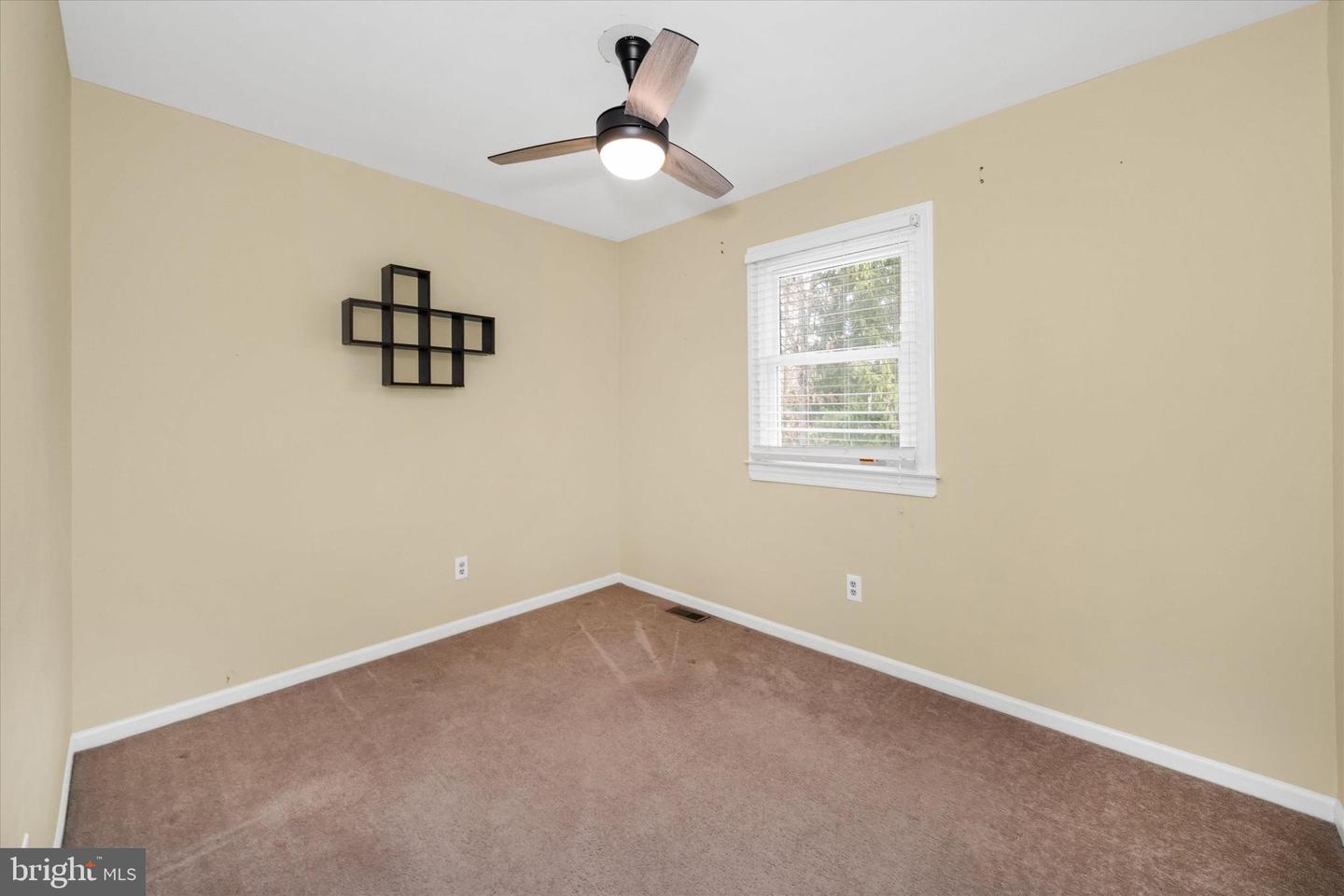 26 OLD STABLE Ln NEWARK, DE 19711