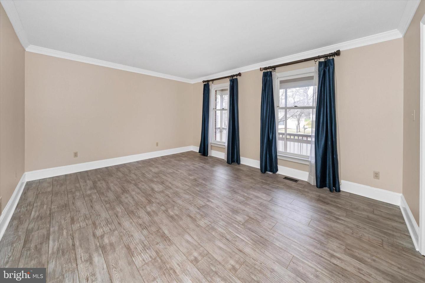 26 OLD STABLE Ln NEWARK, DE 19711