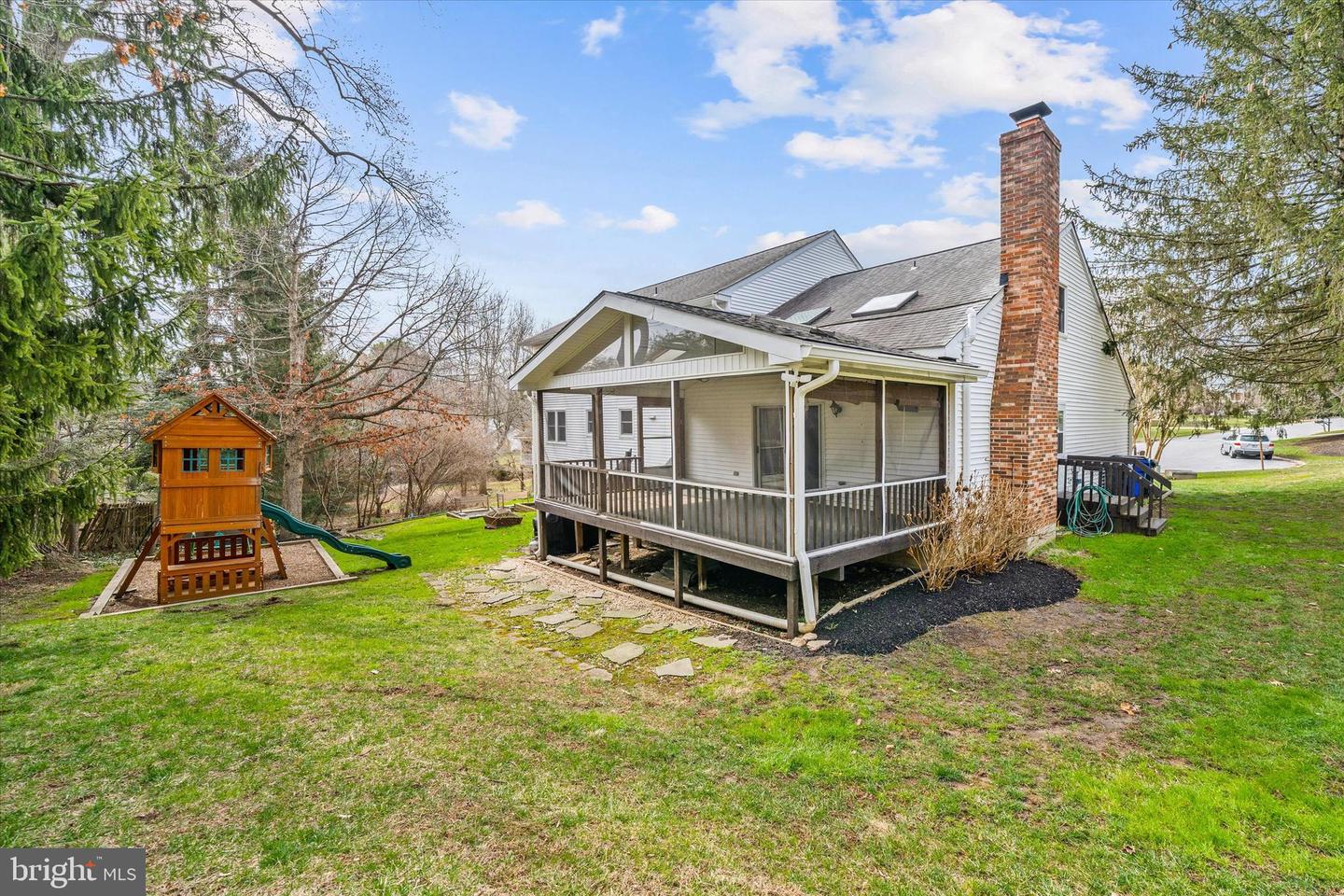 26 OLD STABLE Ln NEWARK, DE 19711